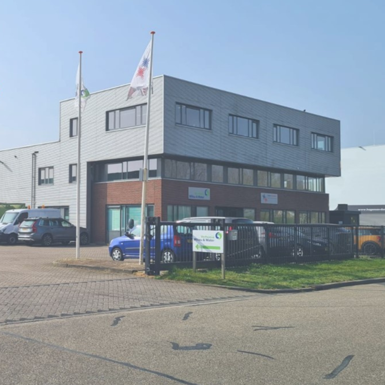 Het bedrijfspand van Buro Antares aan de Aventurijn in Dordrecht